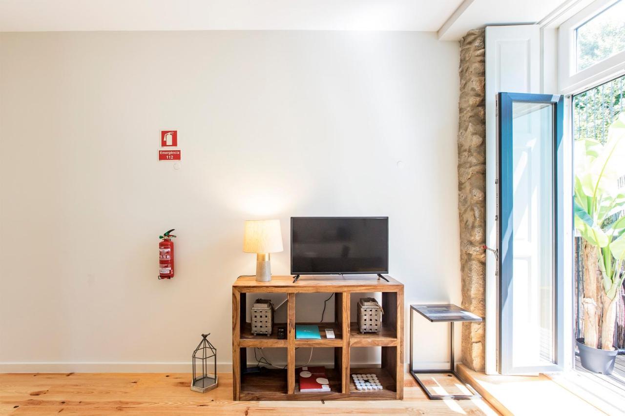Central Studio W/ Pool, Ac & Patio By Lovelystay Porto Exterior foto